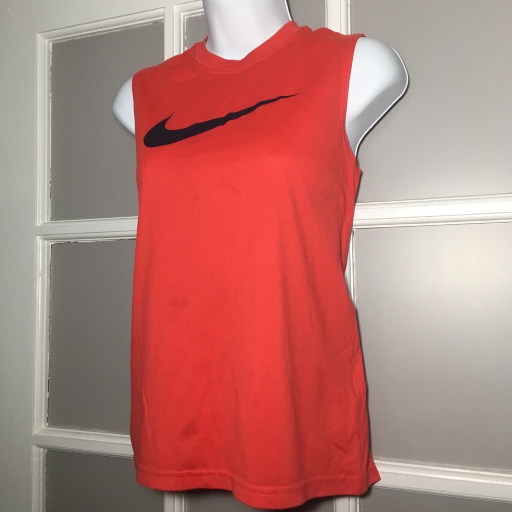 NIKE RED MUSCLE TOP - Picture 4 of 7